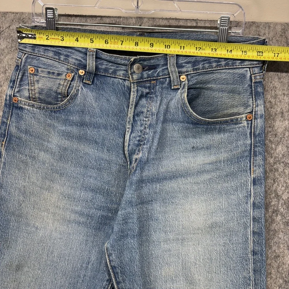Levi's Premium 501 '93 Jeans Men's 30 x 32 Blue Light Wash Button Fly Straight